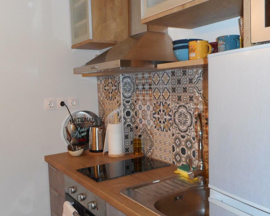 Elegant And Comfortable Apartment In The City Center 埃尔莫波利斯 外观 照片
