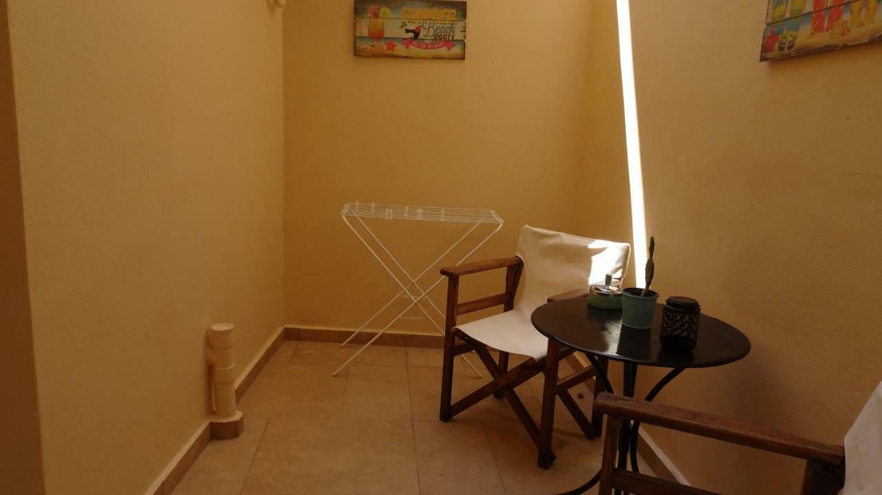 Elegant And Comfortable Apartment In The City Center 埃尔莫波利斯 外观 照片