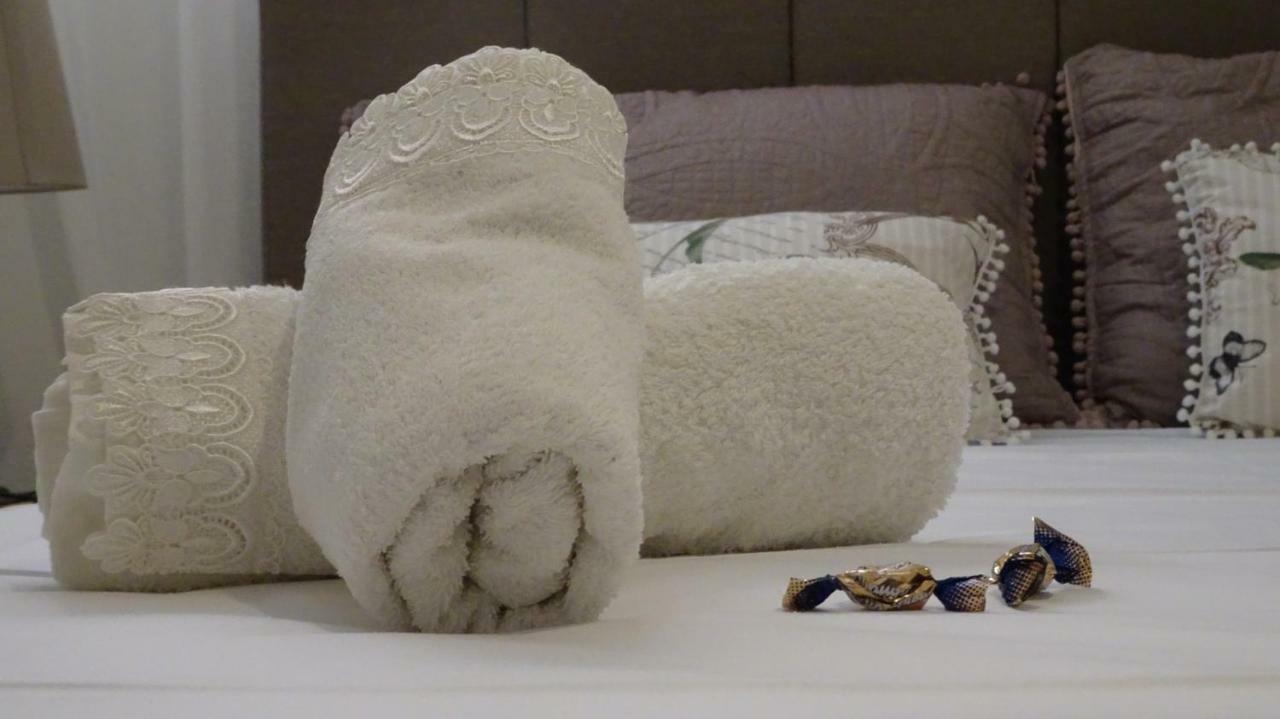 Elegant And Comfortable Apartment In The City Center 埃尔莫波利斯 外观 照片